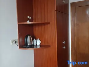 Fuyang Station Front Hotel - Image 2