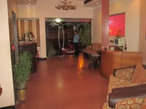 Hotel Manhattan - Image 2