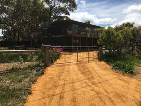 The Anglesea Beach House - Image 2