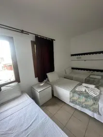 Alvin Hotel - Image 2