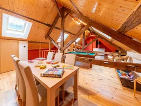 Holiday Home With Nordic Bath and Games Room - Image 4
