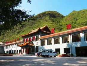 Wutaishan Gufeng Hotel - Image 3