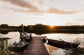 Cozy Remote Cabin On A Lakeshore - Image 2
