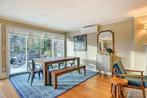 "the Fremont Lookout" W/ Deck & Gourmet Kitchen! 2 Bedroom Apts by Redawning - Image 3