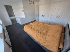Spacious Central Home - Sleeps 7 Garden & Parking - Image 3