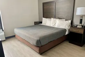 Knights Inn Gallipolis - Image 4