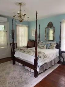 Historic Rosemont Manor - Image 3