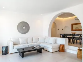 Blue Eye Grand Villa Mykonos - Image 3