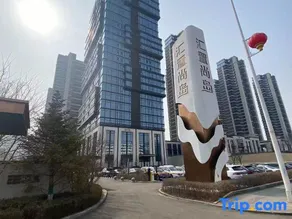 Shenyang Juntai Cinema Apartment (Shenbei Wuyue Plaza Fangte Happy World Branch) - Image 2