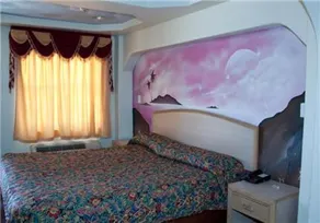 Luxury Inn and Suites Copperas Cove - Image 2