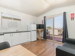 Dawesville Caravan Park & Holiday Village - Image 2