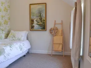 Bluebell Cottage Docking - Image 5