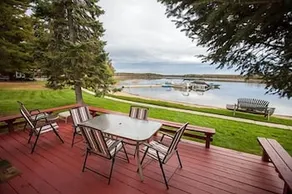 Eagle Bay Lodge - Image 3