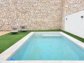 Chalet con piscina privada - Image 4
