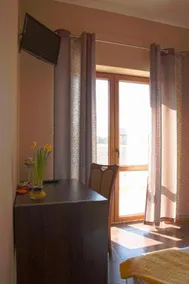 Potocki Dwór - Image 4