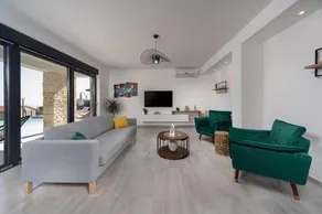 Villa Askim Prestige Aria - Image 3