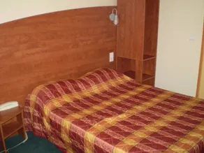 Adam's Hotel - Image 3