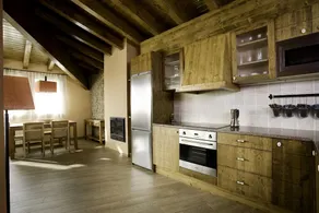 Apartaments Ca l'Estamenya Plaça de l'Esglesia - Image 4