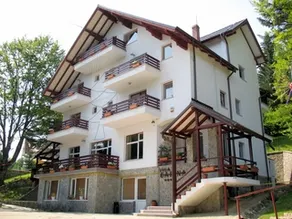 Vila Carina - Image 1