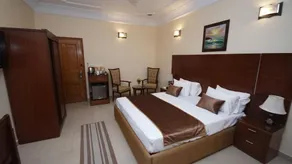 World Inn Hotel - Image 3