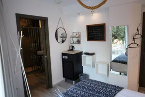 Boutique X - Image 2