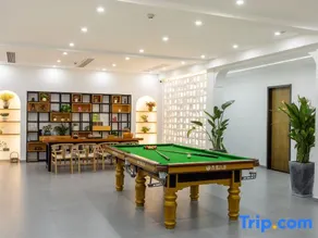Xinzhu Design Holiday Manor - Image 5