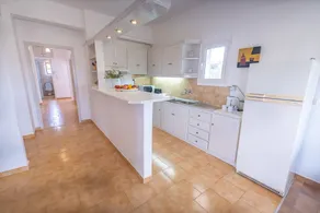 Euphoria Home for 6 with pool&garden - Image 5