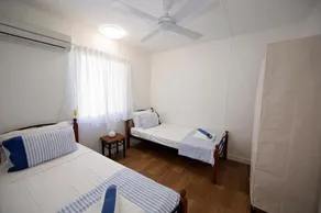 Apollo Jewel No 1 Beachfront Apartments - Image 5
