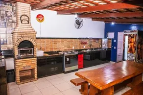 Linda casa de alto padrao com Wi-Fi e lazer em MG - Image 2