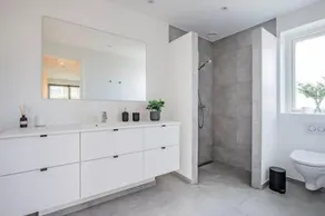 Spacious family house - Image 5