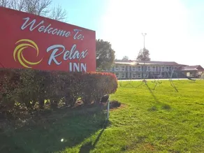 Relax Inn - Image 4