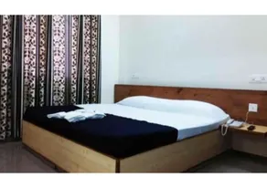 Wonderful Stay At the Mall Road - Image 4