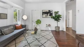4BR Bungalow in Echo Park - Image 2