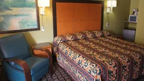 Regency Inn - Image 3