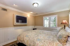 317 Carnation Corona Del Mar - Image 3