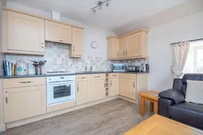 Harbour View Apartment - Image 3