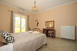 Alex Studios & Apartments - Image 3