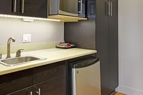 Bella Vita Spa & Suites - Image 3