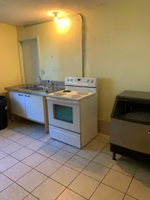 Best Budget Inn - Image 5