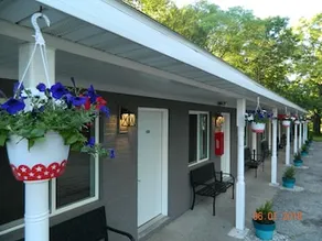 Lake Land Inn - Image 2