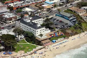 Hotel Laguna - Image 1