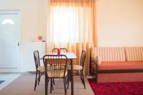 Manesi Apartments - Image 2
