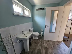 Cosy Apartment That Sleeps 3, Pets Welcome - Image 3