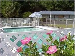 Lake View Motel - Image 3