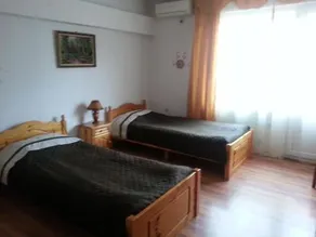 Deloni Hotel - Image 2