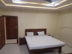 Hotel Crystal & Restaurant - Image 4