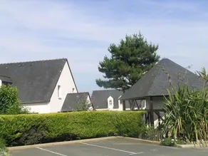 House Maisonnette dans residence de vacances avec piscine - Image 4