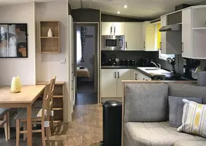 The Woods Caravan Park - Image 2