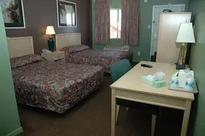 Bradford Inn & Suites - Image 3