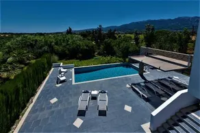 Xenos Villa - Image 2